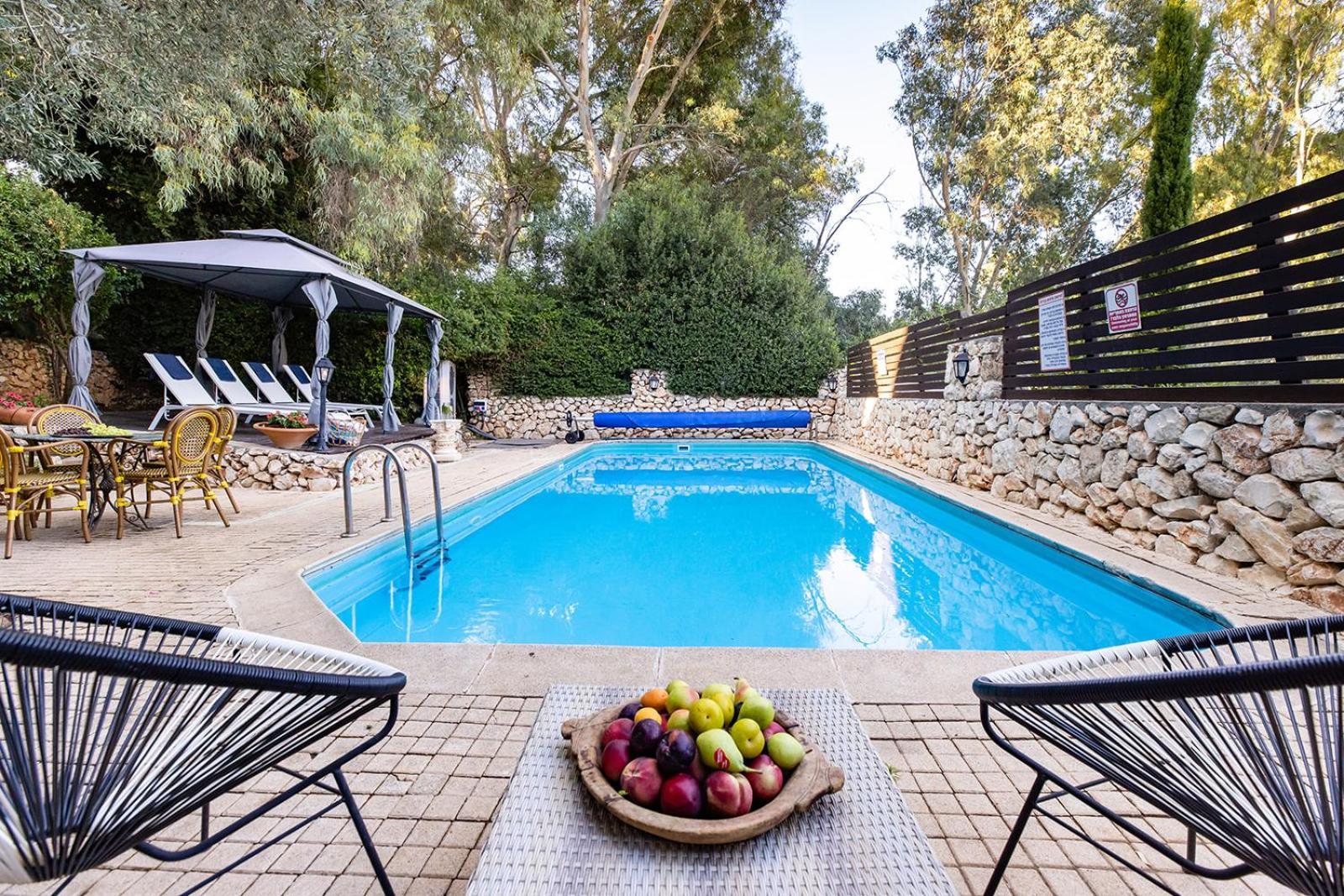 The House Rosh Pina - 2Brm With Pool Villa Bagian luar foto